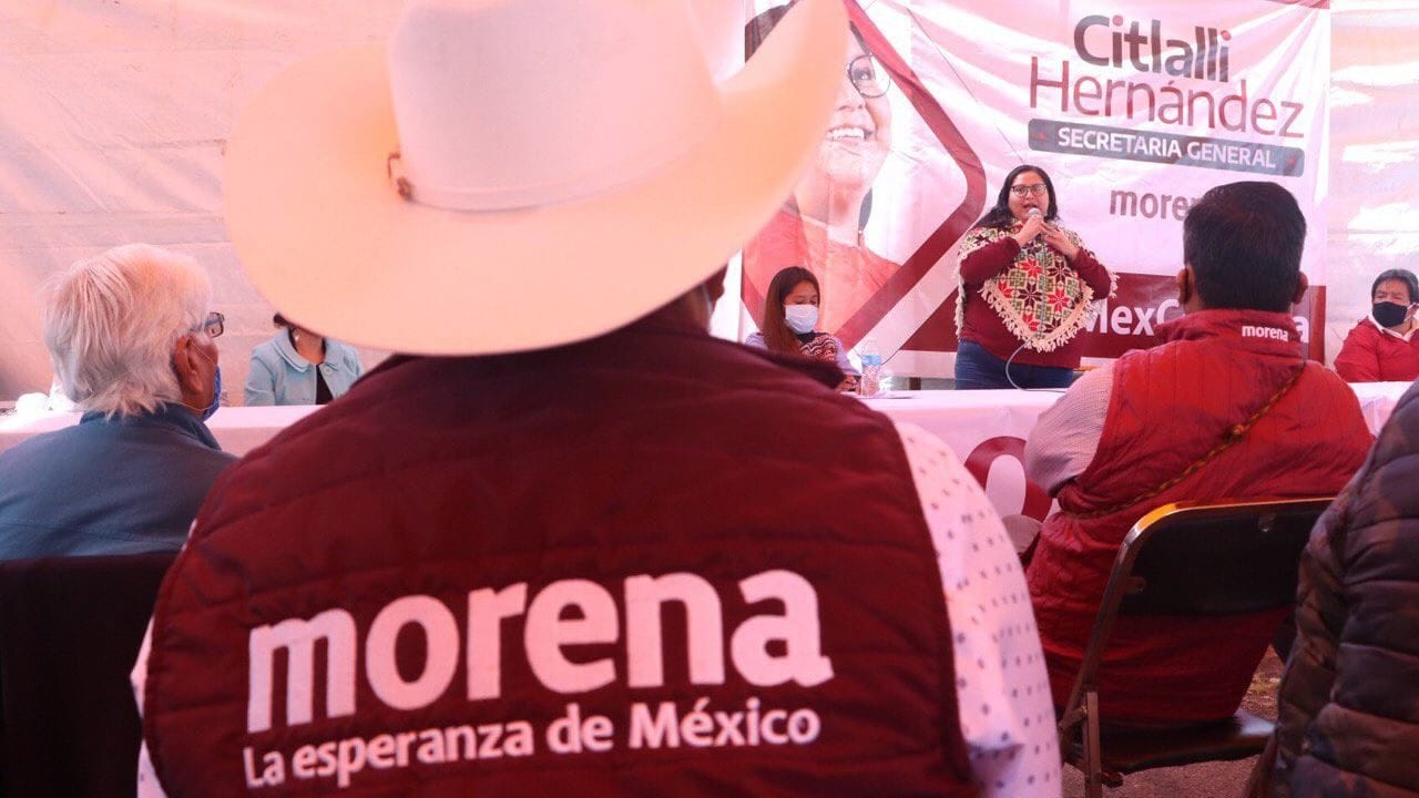 Morena ganaría elecciones intermedias con el 45% de votos: sondeo