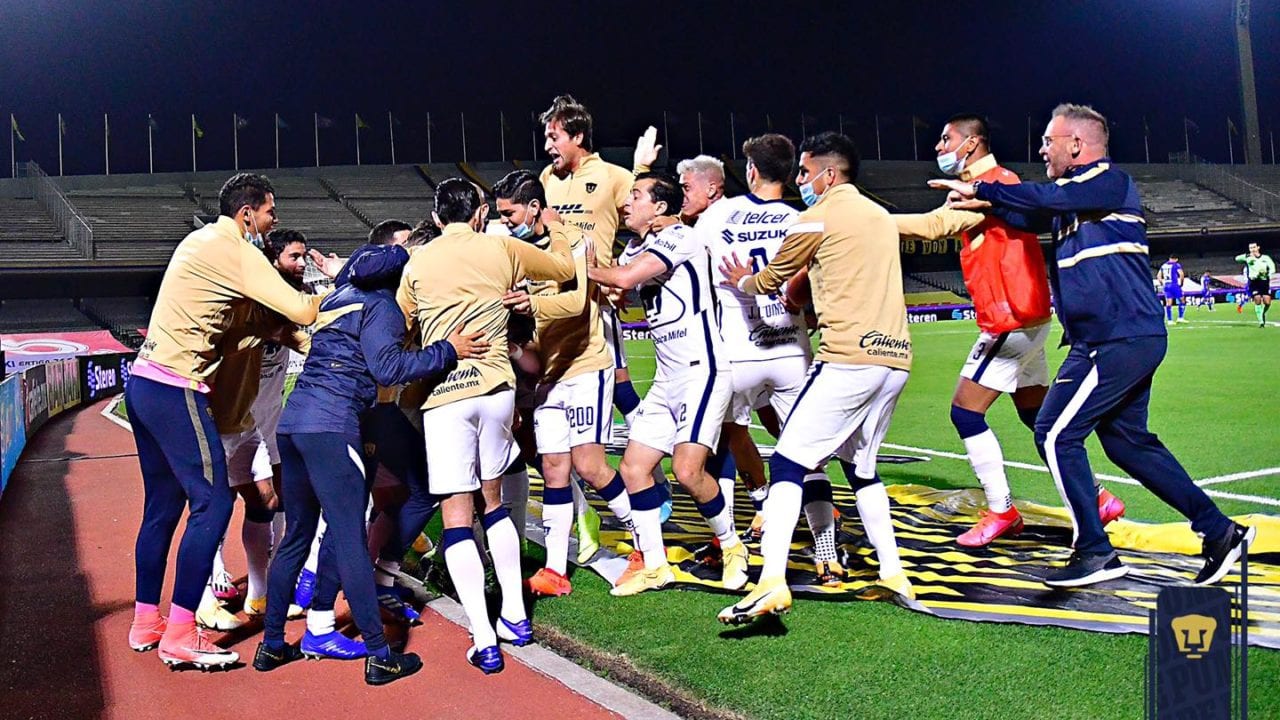 Cruz Azul sufre otra derrota histórica; Pumas gana semifinal en el último minuto