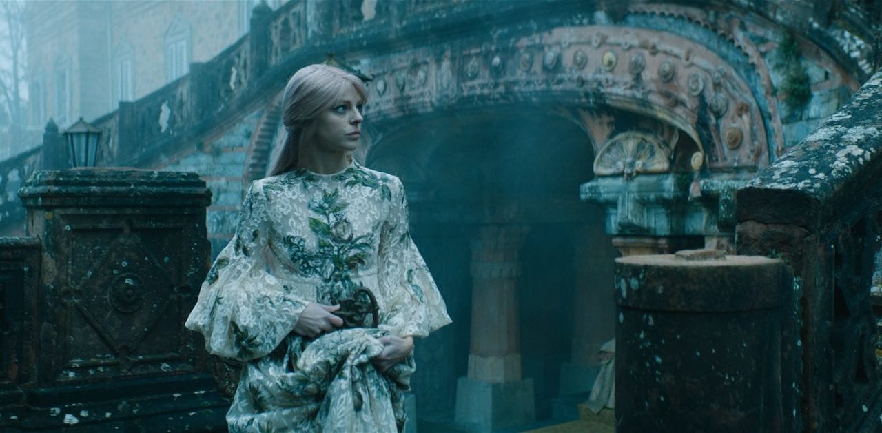 Dior presenta enigmática colección de Alta Costura inspirada en el tarot
