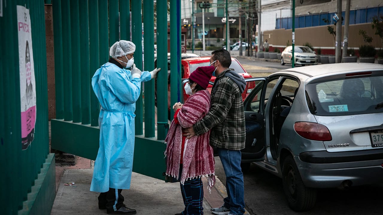 Fotogalería: Hospitales de la CDMX, a tope por Covid-19