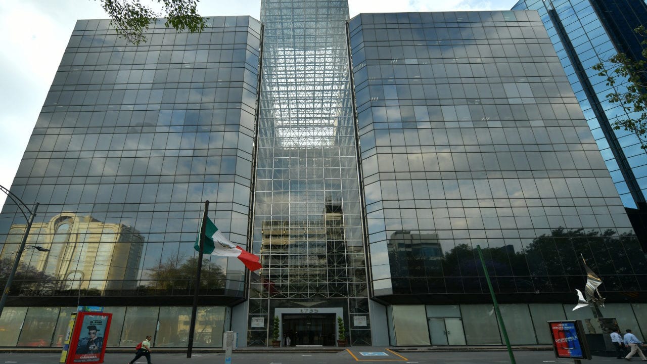 SFP inhabilita a Jet Van Car Rental, arrendadora de vehículos del gobierno