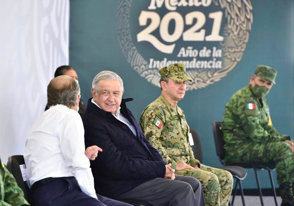 Gabinete, oposición, expresidentes y CCE desean recuperación a AMLO