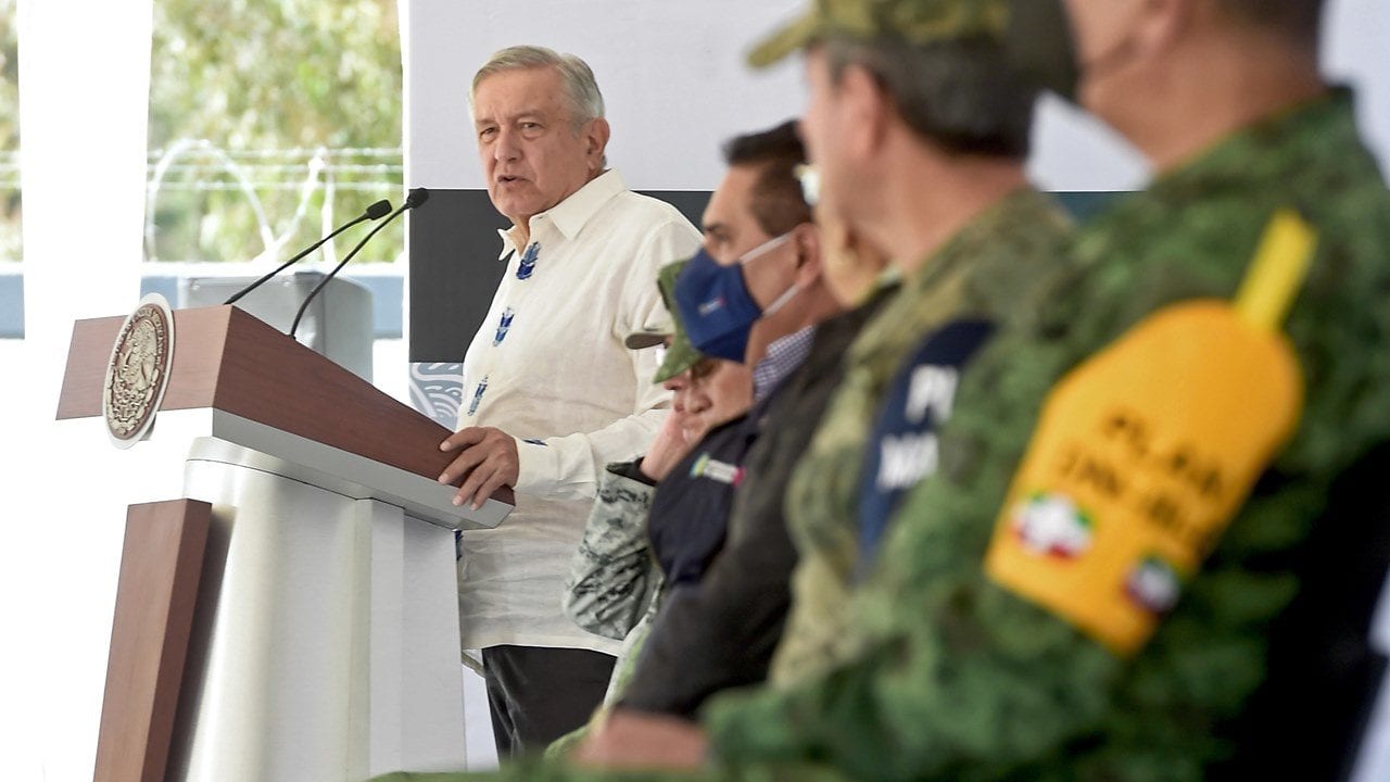 Con vacuna ya se ve la luz al final del túnel: AMLO