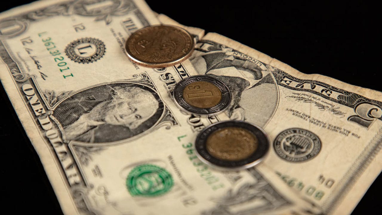 Peso avanza tras publicación de inflación al productor de EU