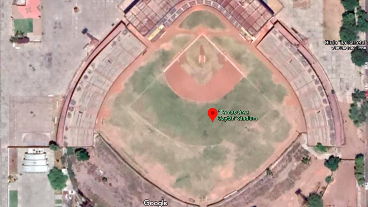 Conade busca alejar a jóvenes de Cajeme de la violencia con escuela de beisbol de 434 mdp