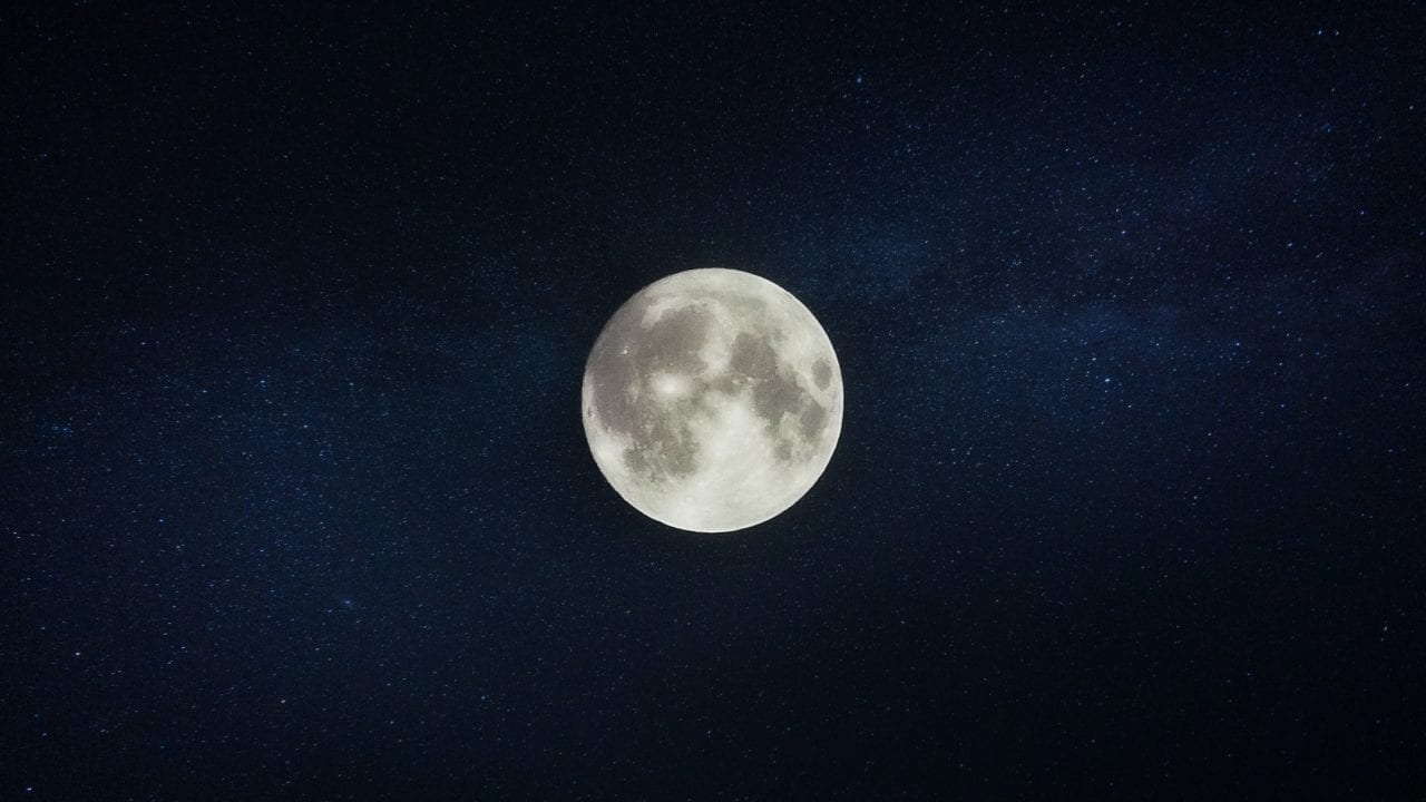 Rusia retrasa su misión a la Luna: despegará en julio de 2022