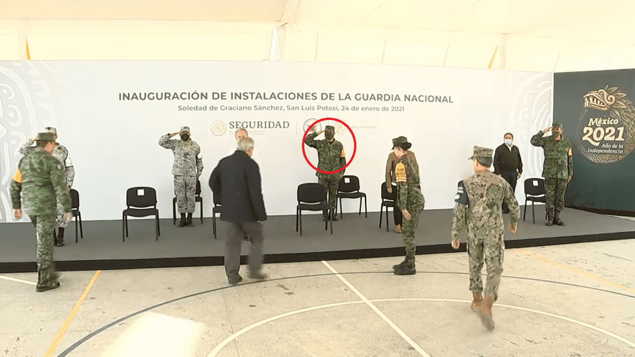 General que estuvo con AMLO el domingo da positivo a Covid-19
