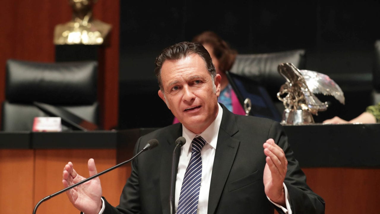 Kuri deja coordinación del PAN en Senado; buscará gubernatura de Querétaro