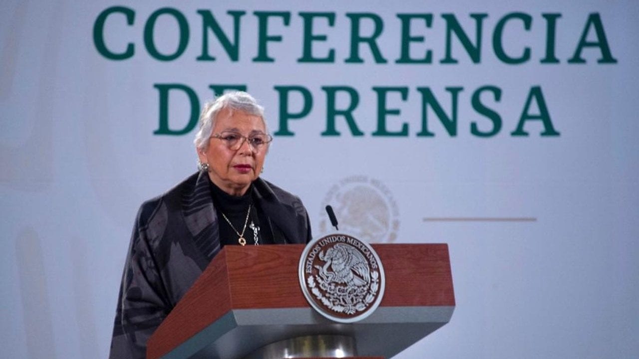 AMLO está en pleno ejercicio de sus funciones: Sánchez Cordero