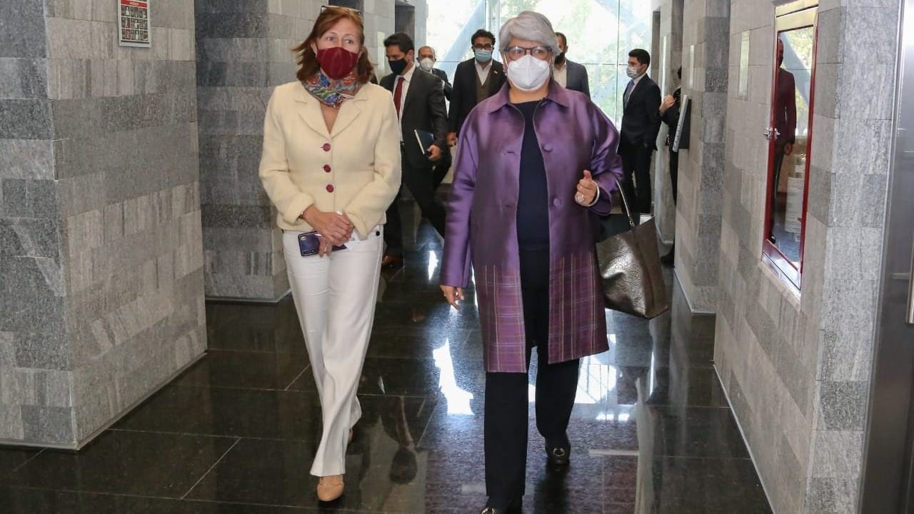 Tatiana Clouthier toma posesión como secretaria de Economía