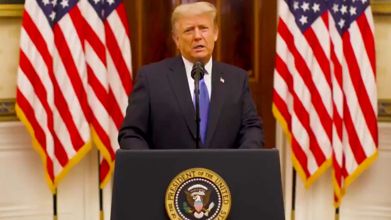 En discurso de despedida, Trump pide unión a estadounidenses, más allá de las diferencias partidistas