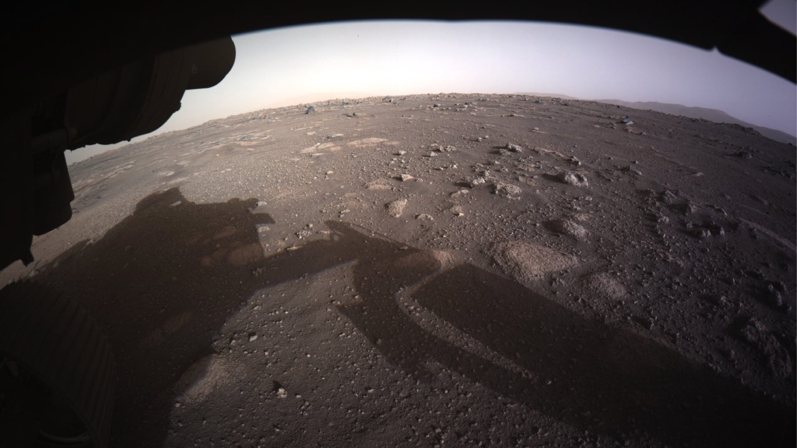Nombran a dos cráteres en Marte en honor a científicas