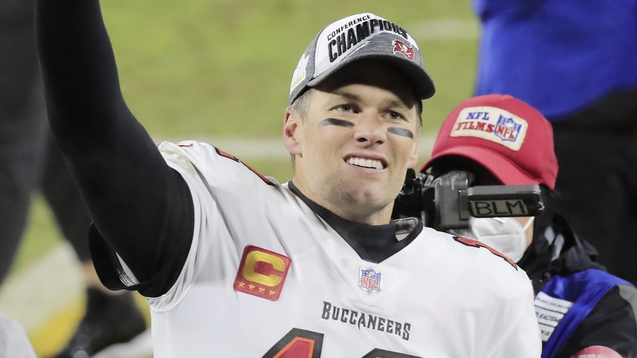 Tom Brady anuncia que es nuevo copropietario del Birmingham