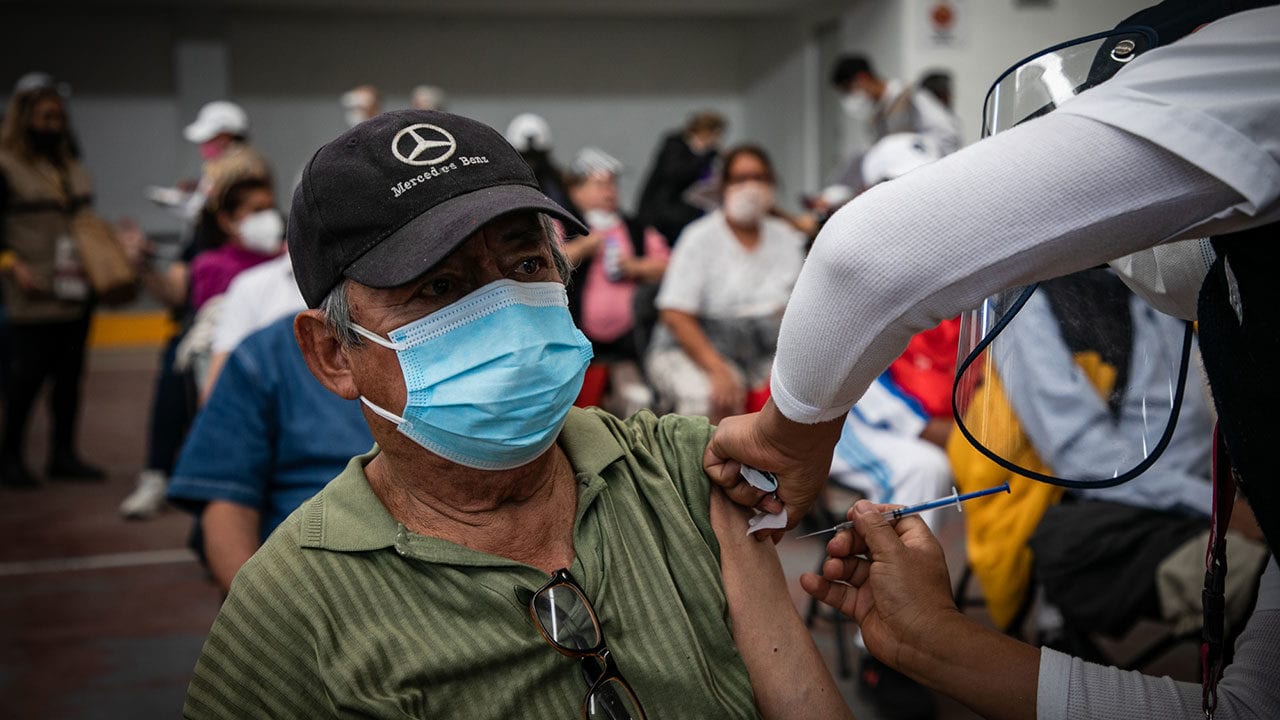 Salud reporta 1,273 nuevas muertes por Covid-19 en México