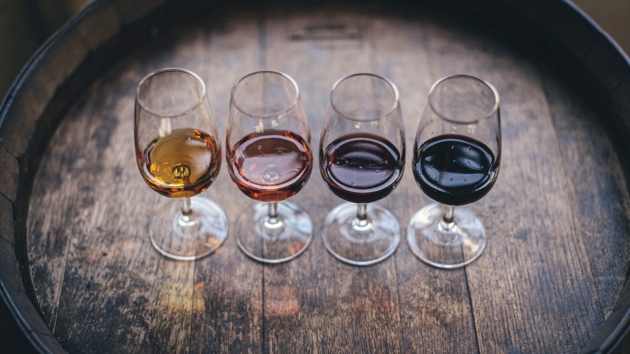 Vinos veganos: ¿Qué son exactamente y cómo se elaboran?