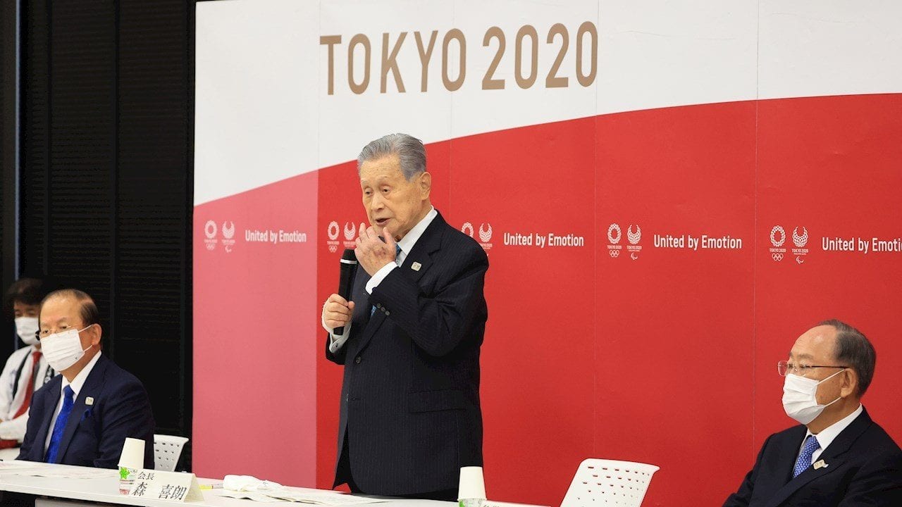 Jefe de Juegos Olímpicos de Tokio renuncia tras comentarios sexistas