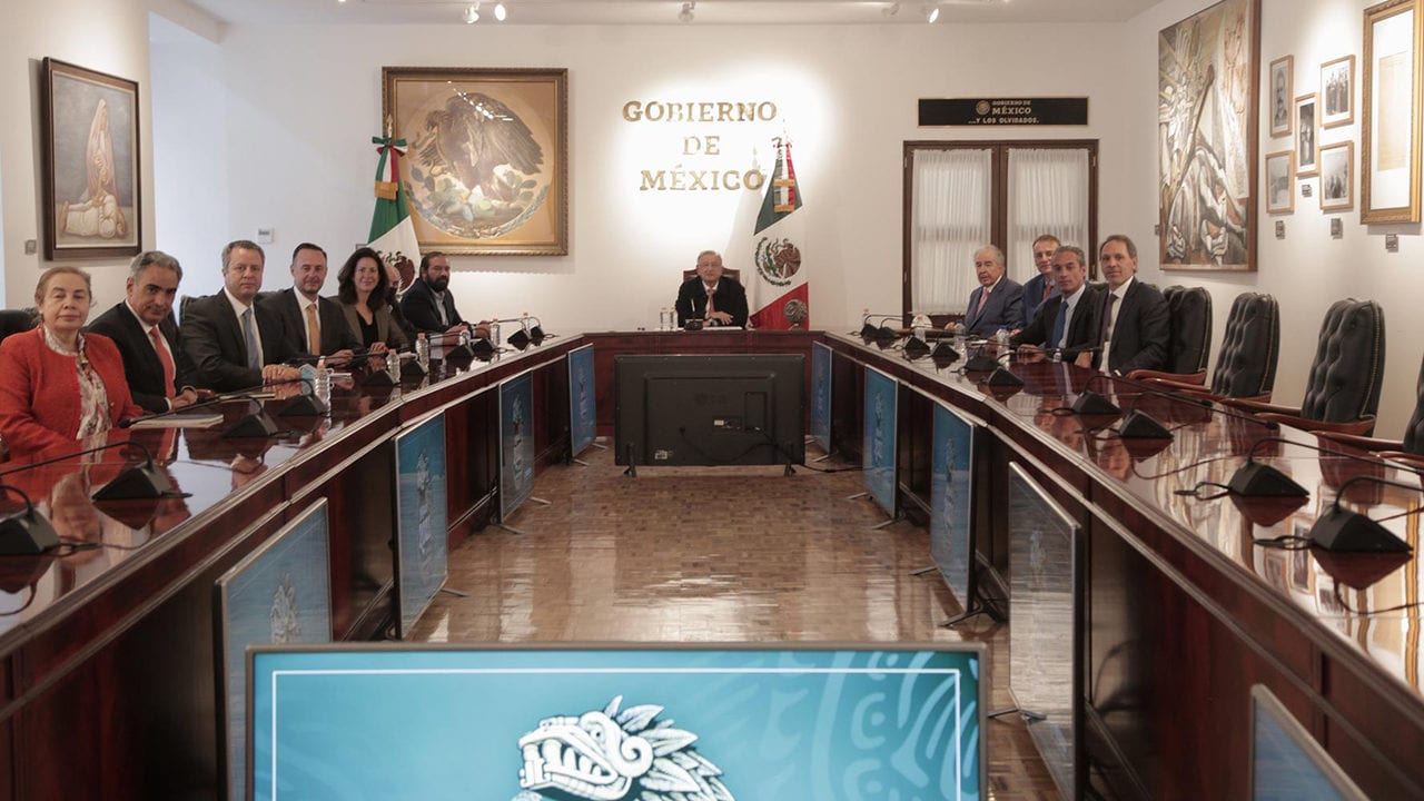 Empresas de telefonía móvil y gobierno federal logran acuerdo para dar servicio en comunidades apartadas