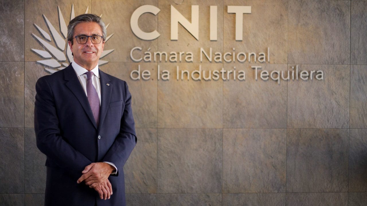 Luis Fernando Félix Fernández, nuevo presidente de la Cámara Nacional de la Industria Tequilera