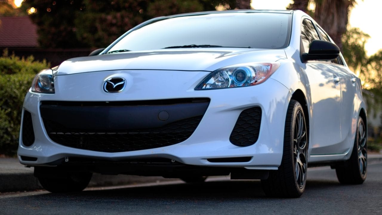 Mazda detiene previsiones de resultados por aranceles de Trump
