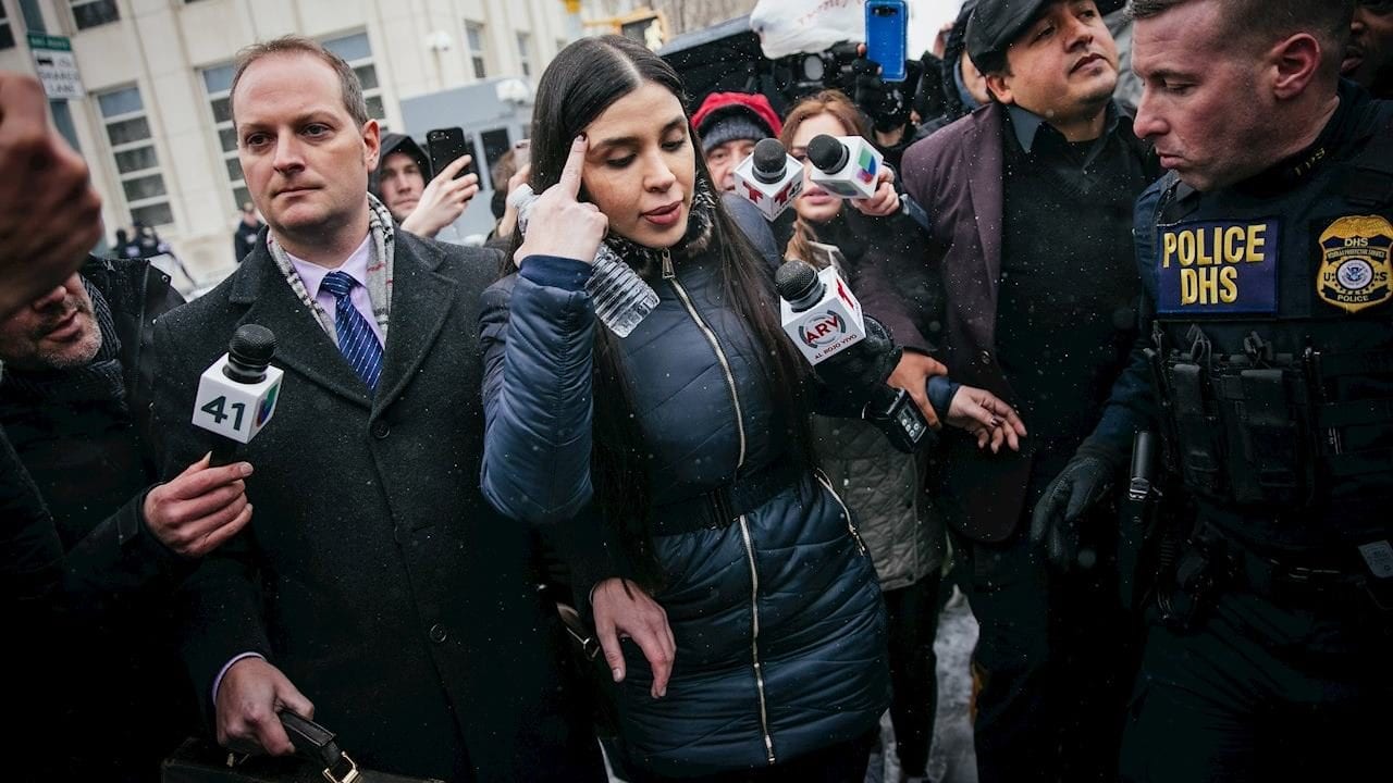 Juez sentencia a 3 años de cárcel a Emma Coronel, esposa del ‘Chapo’ Guzmán