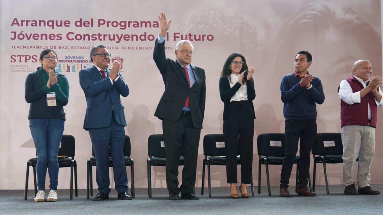 Reportan pago irregular a 718 becarios de Jóvenes Construyendo el Futuro