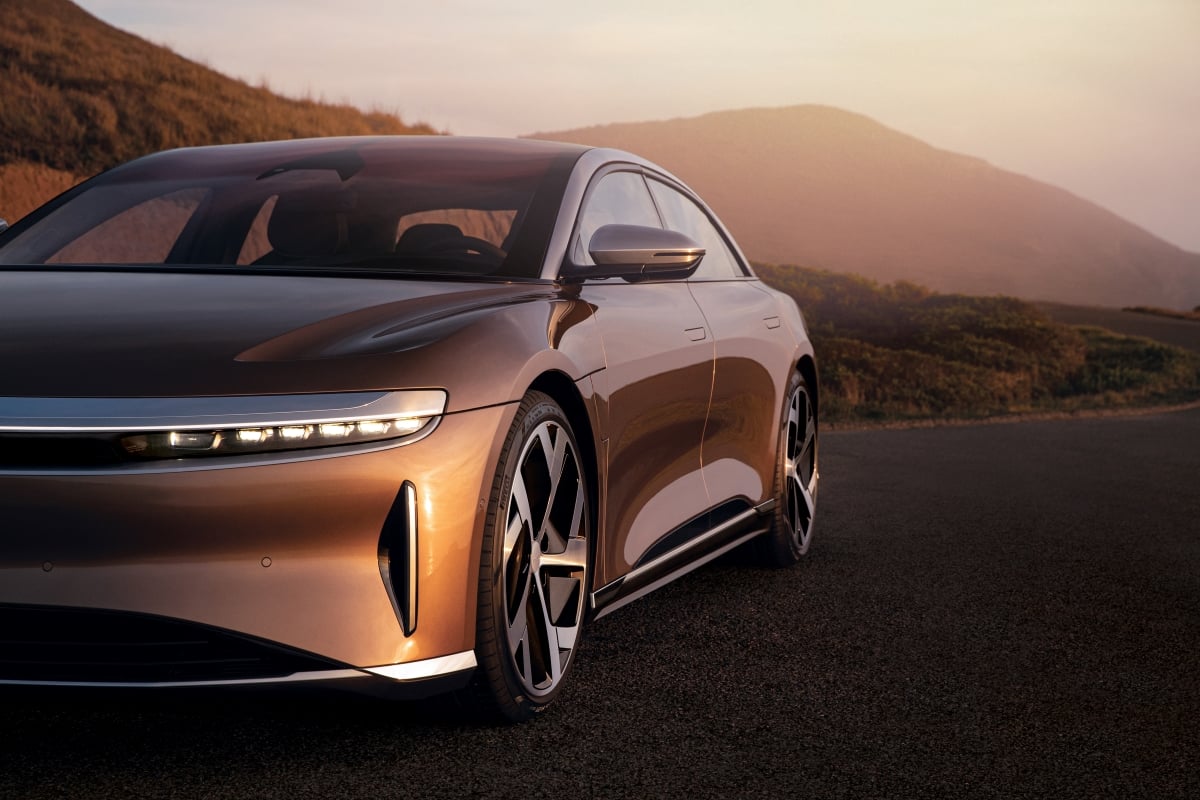 Lucid obtiene 1,500 mdd en financiación antes del lanzamiento de su nuevo SUV eléctrico