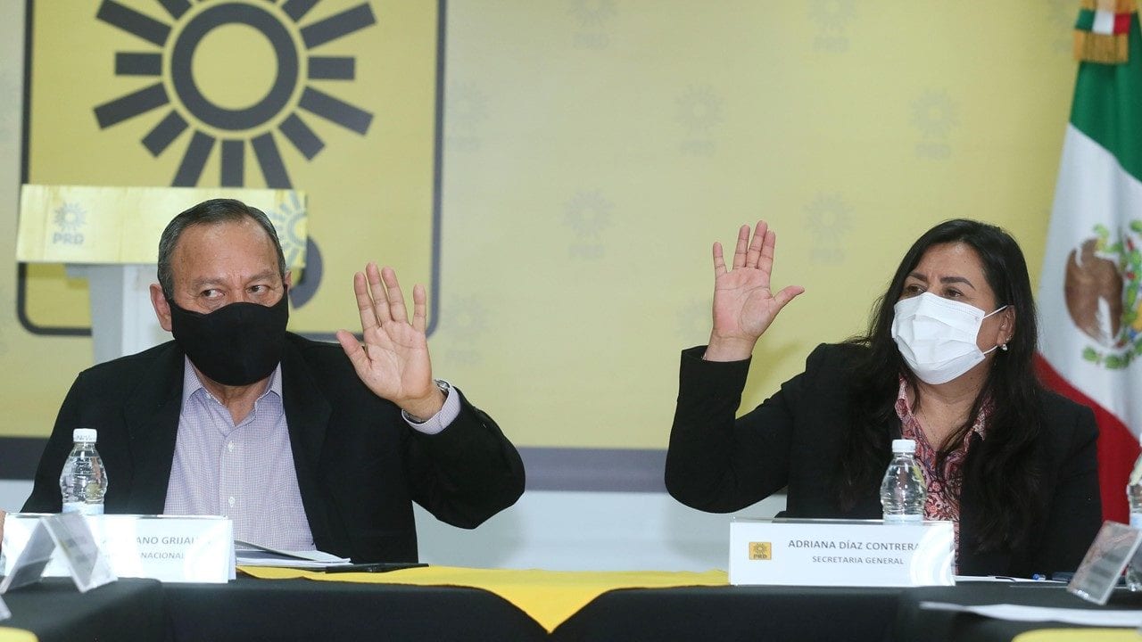 PRD postula a priistas y panistas como candidatos de ‘Va por México’