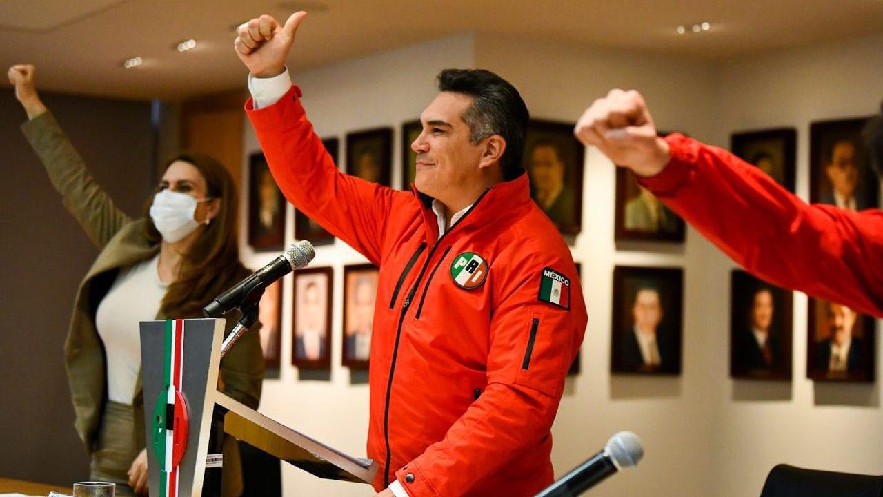 Dirigentes del PRI se ‘apañan’ primeros lugares de diputaciones plurinominales