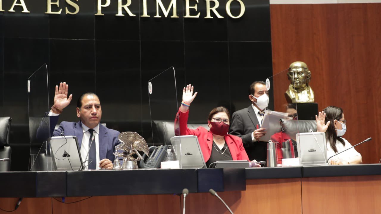 Senado llama a sesión vespertina para aprobar reforma eléctrica de AMLO