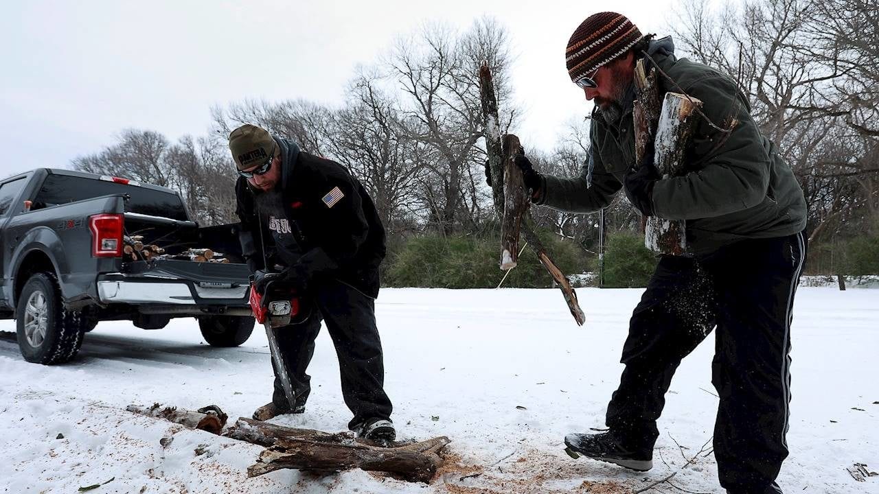 2.7 millones de hogares, sin electricidad en Texas por ola de frío