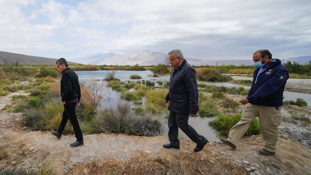 Así lo recomienda Anaya, que ya no se tomen caguamas: AMLO