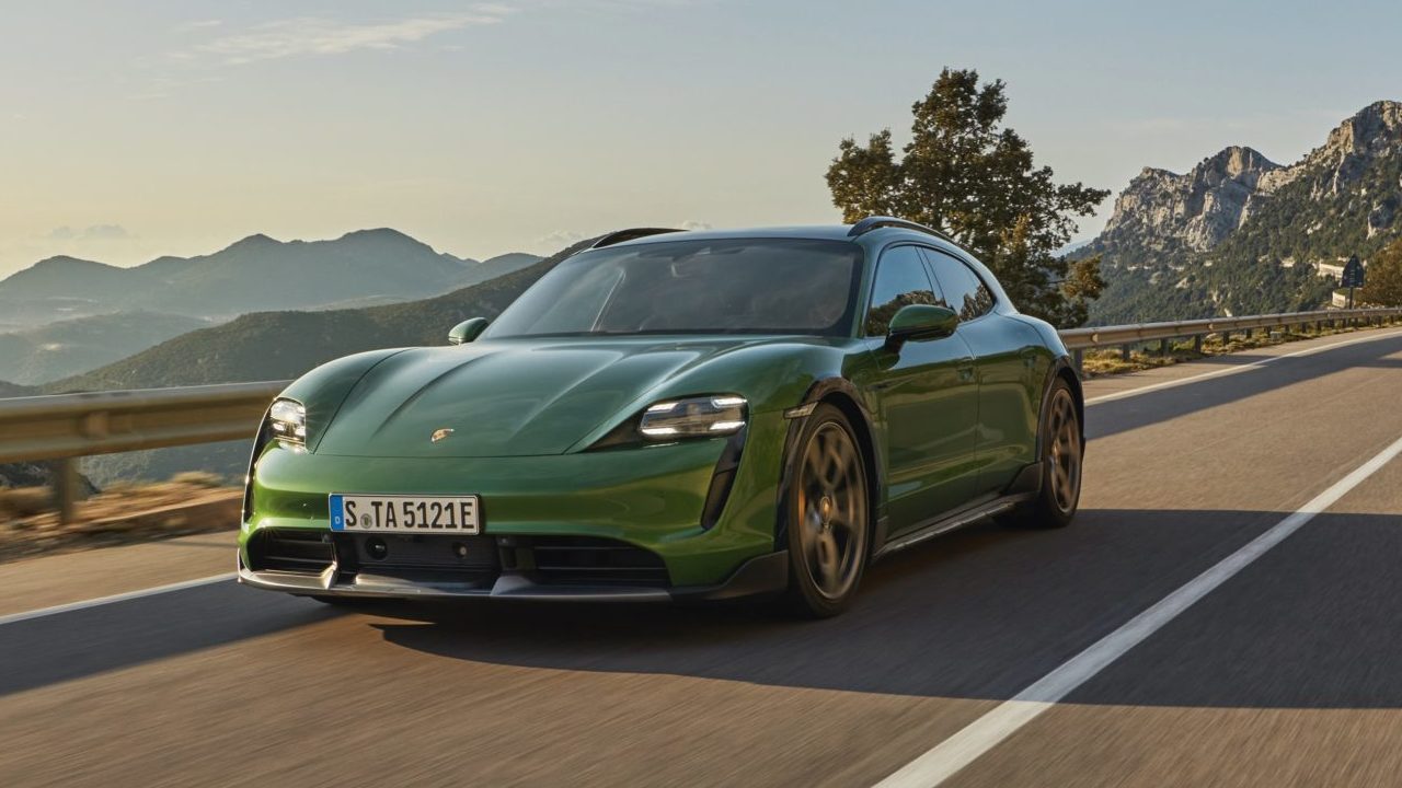 Porsche Taycan destaca una apuesta eléctrica pensada para la familia