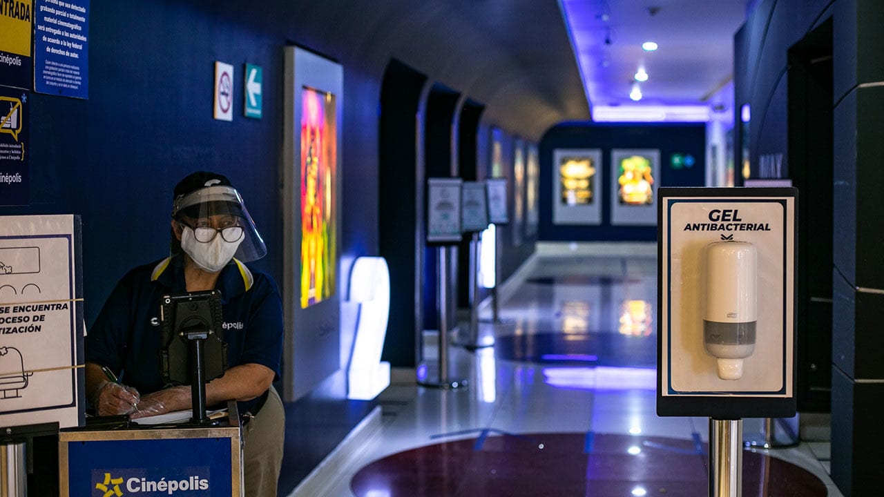 Acudieron al cine 3.4 millones este fin de semana, cifra récord en pandemia