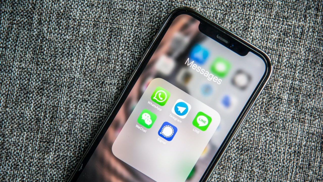 Telegram integra chats de voz para competir con Clubhouse