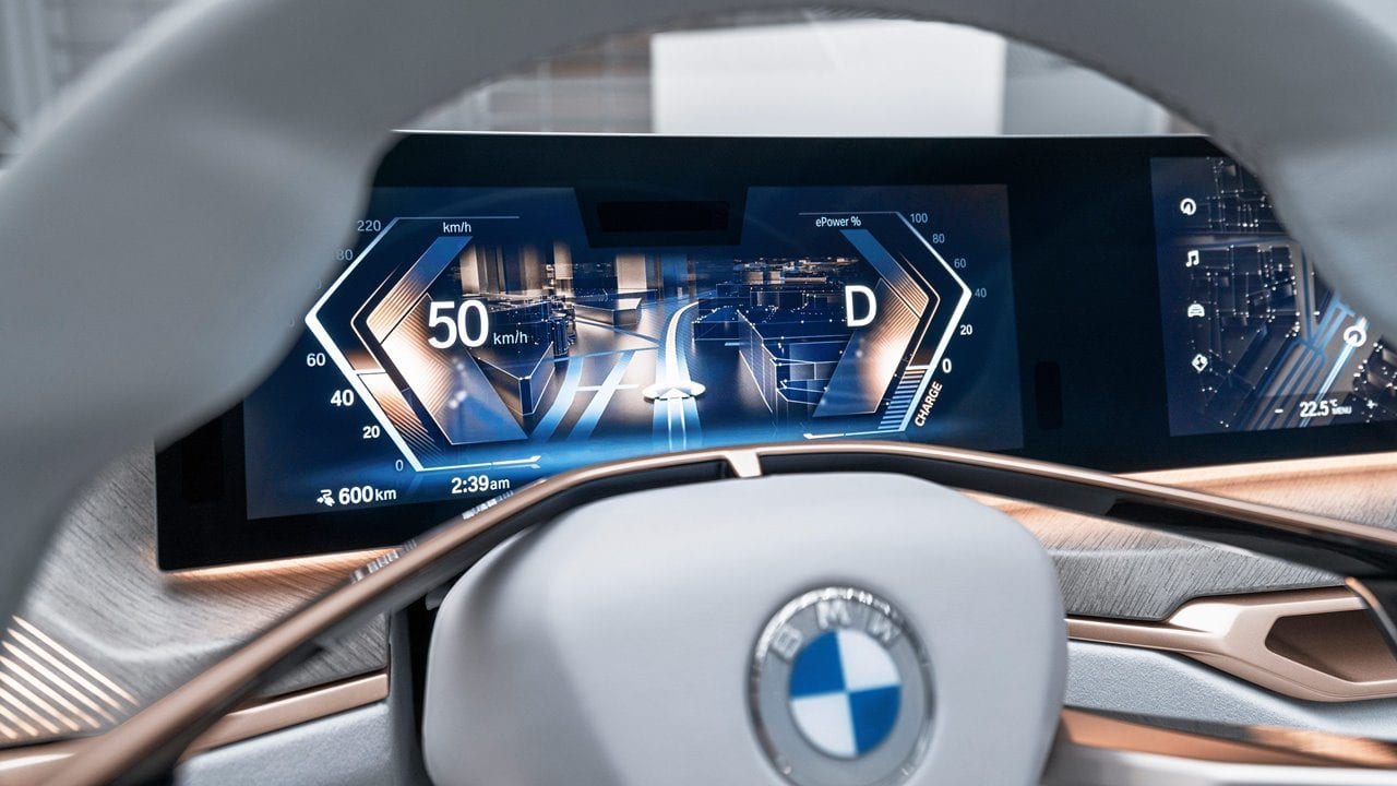 BMW prevé que la mitad de sus ventas sean autos eléctricos para 2030