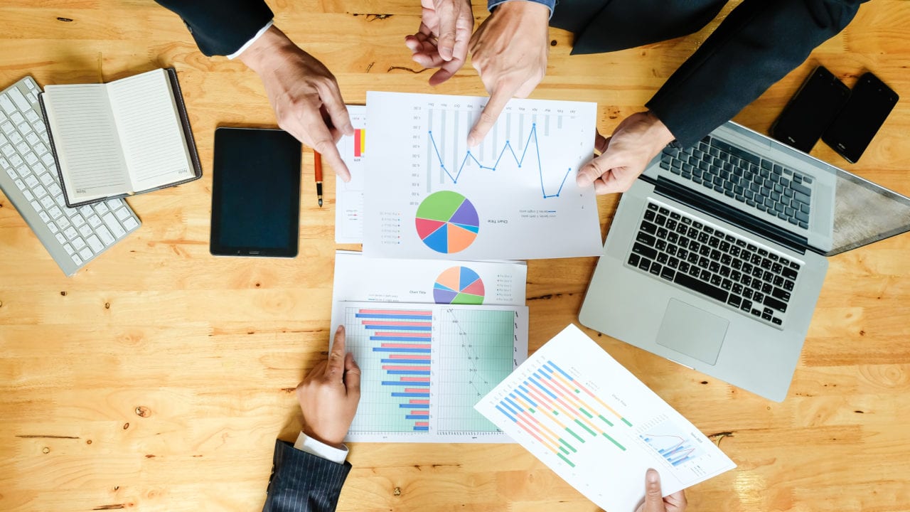 Conoce las 3 tácticas de ventas que tienes que implementar hoy y cuáles debes dejar atrás