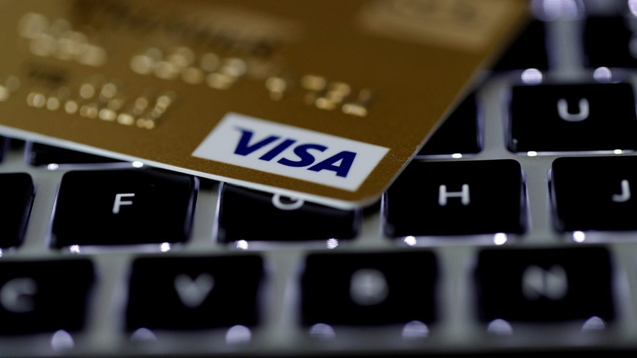 Visa sale de ‘tormenta Covid’  gracias a compras por Internet