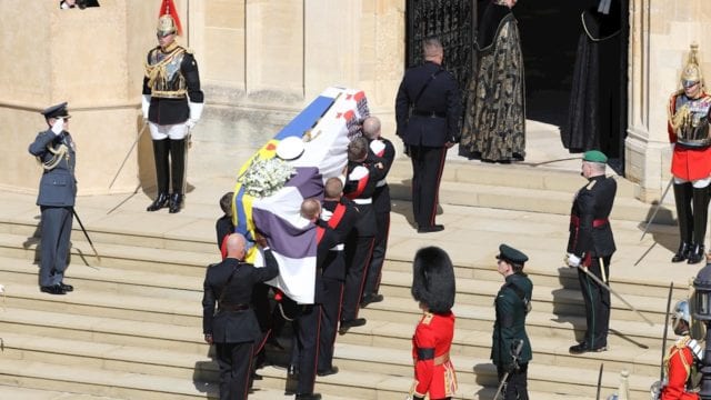 Comienza funeral del duque de Edimburgo en la capilla de San Jorge