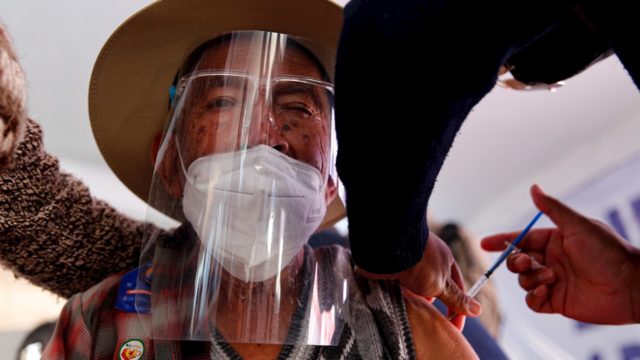 Salud reporta 207,020 muertes acumuladas por Covid-19 en México