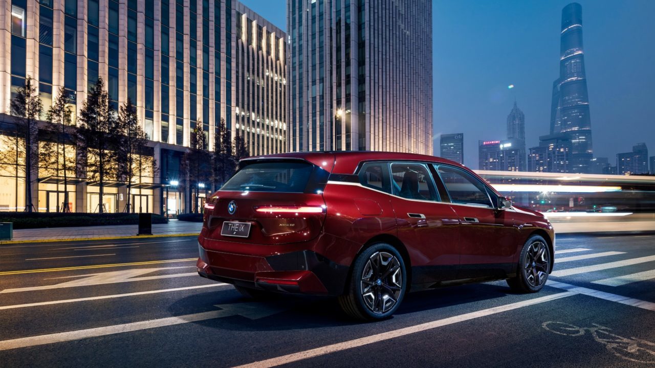 BMW presenta el auto eléctrico que combina lujo y estilo