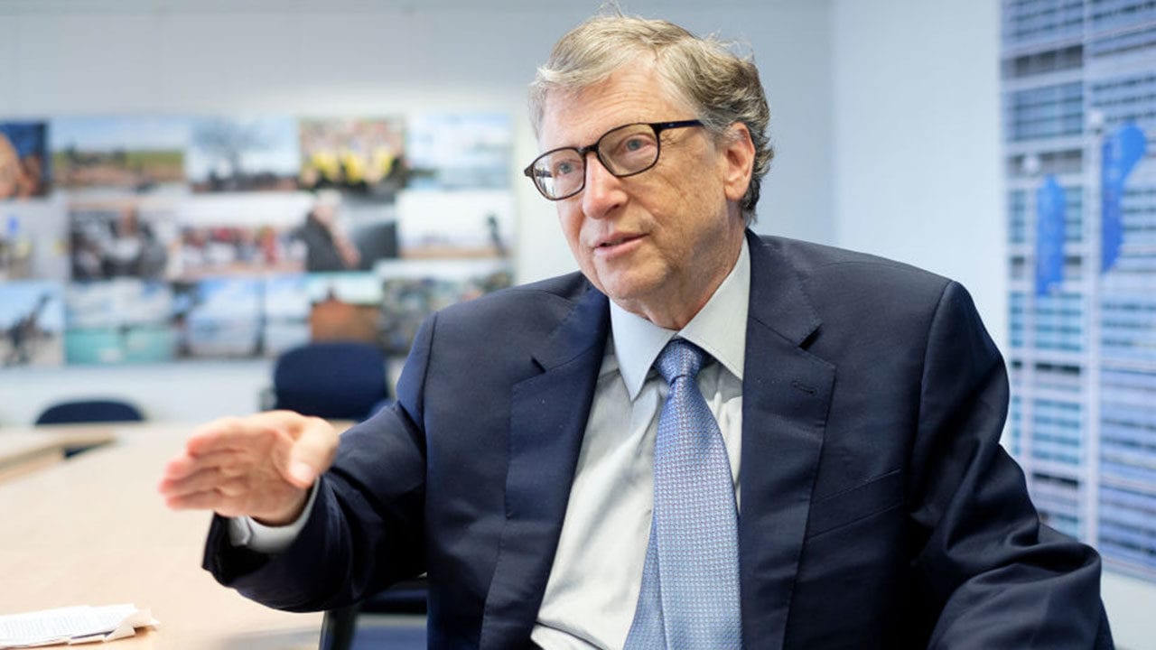 Inteligencia artificial sustituirá los sitios de búsqueda y compra, prevé Bill Gates