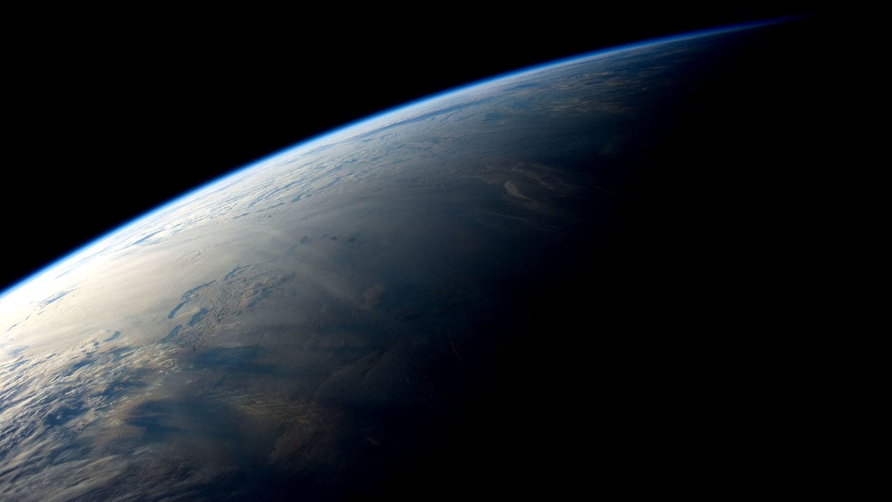 Dia mundial de la Tierra vista desde la estacion espacial 10 magnétar