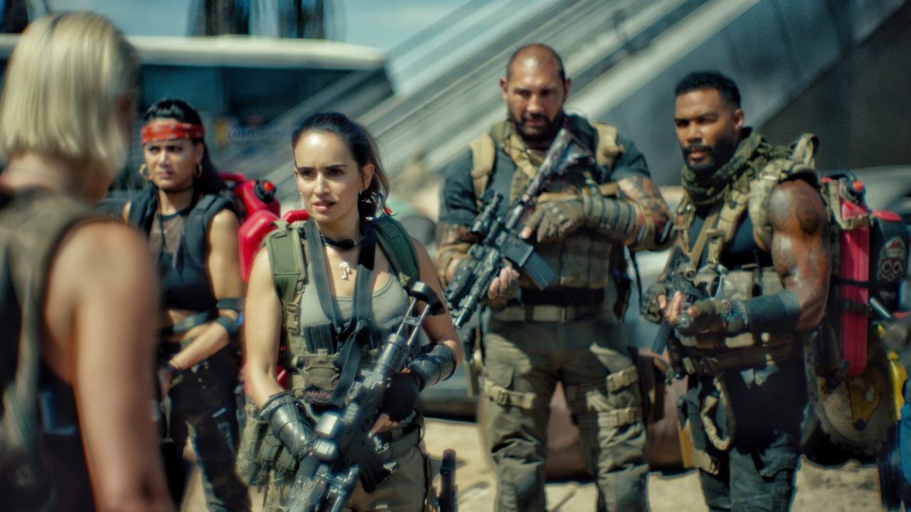 ‘El ejército de los muertos’ presenta trailer entre zombis y acción desmedida