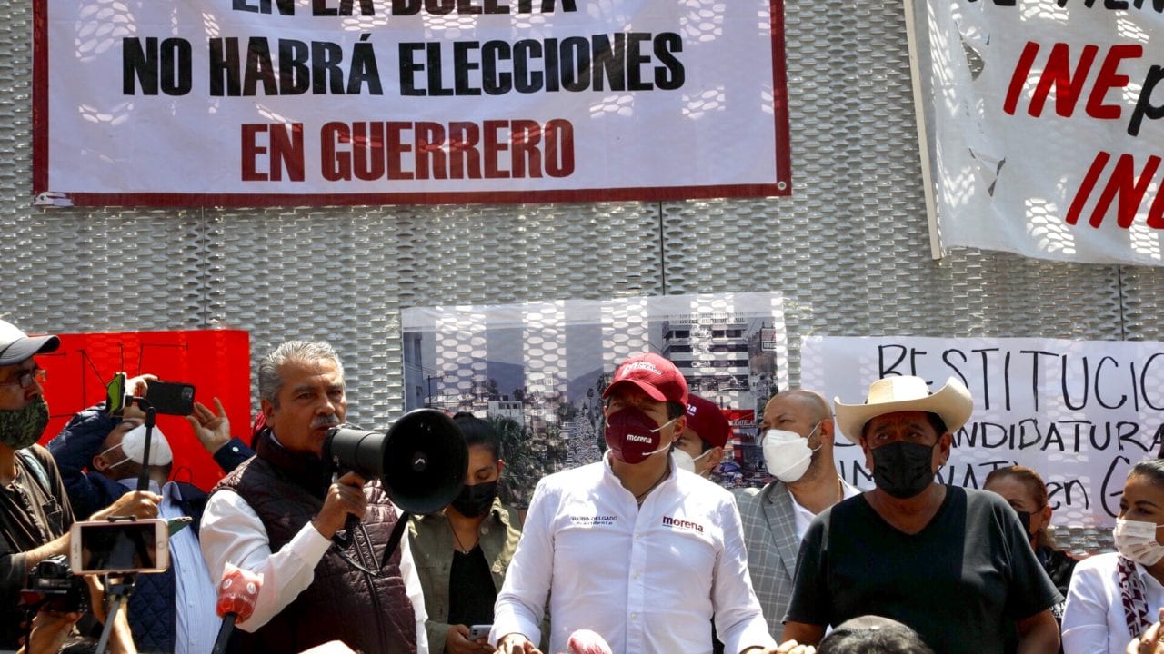 Oposición celebra retiro de candidaturas de Salgado y Morón