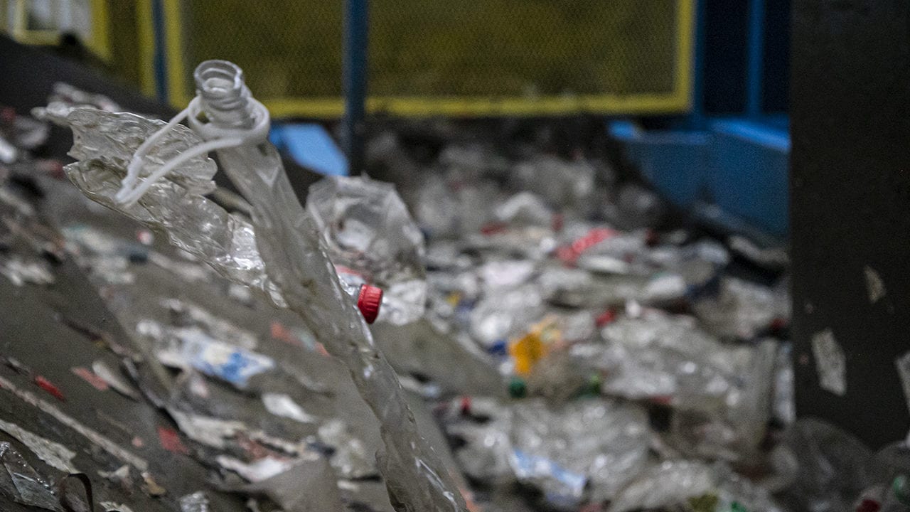 Arca Continental y PetStar triplican su capacidad de reciclaje de PET en Nuevo León