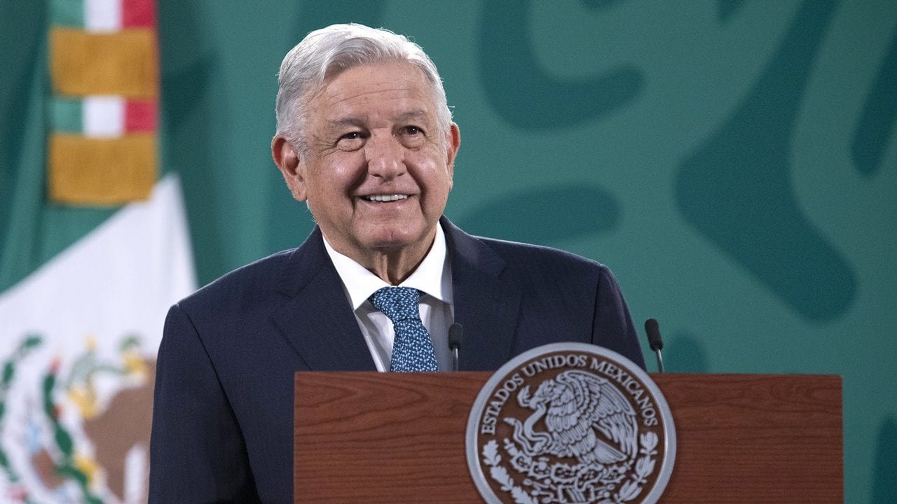 AMLO se aplicará la vacuna de AstraZeneca durante su ‘mañanera’