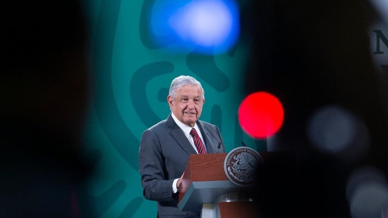Que el INE explique qué faltas he cometido en veda: AMLO