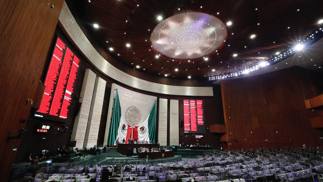 Diputados aprueban la nueva Ley de la FGR en lo general