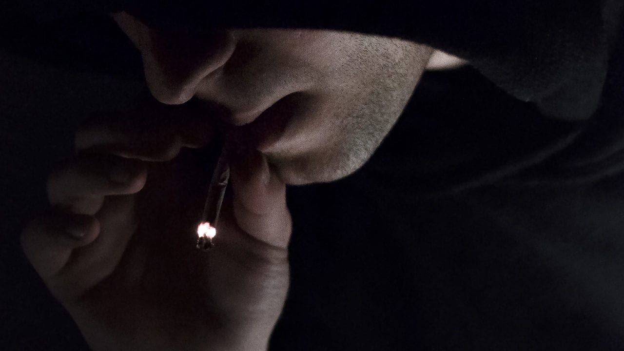 El consumo de tabaco genera pérdidas anuales de 1.4 bdd: OMS