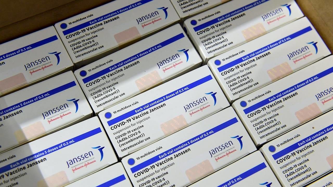 Refuerzo de vacuna de J&J multiplica por 9 anticuerpos, asegura la firma